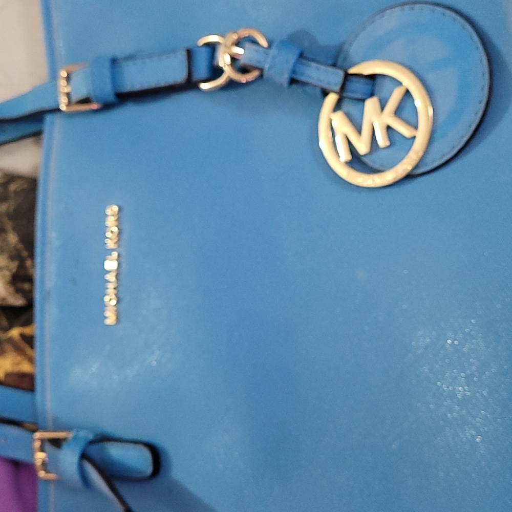 MK purses - Picture 2 of 4